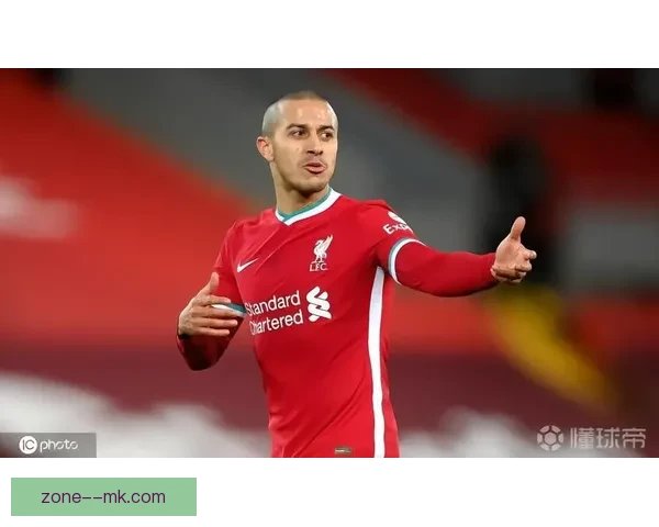 库杜斯在西汉姆联的突破依旧犀利展现个人风采助力球队攻防转换